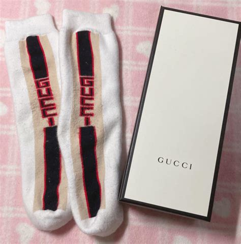 gucci 靴下 安い